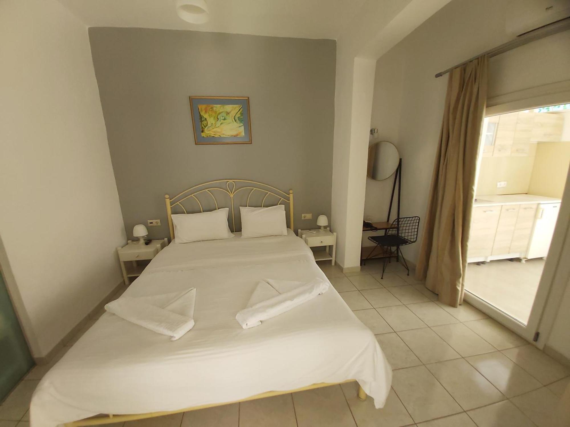 Antonios 1 Apartment มาตาลา ภายนอก รูปภาพ
